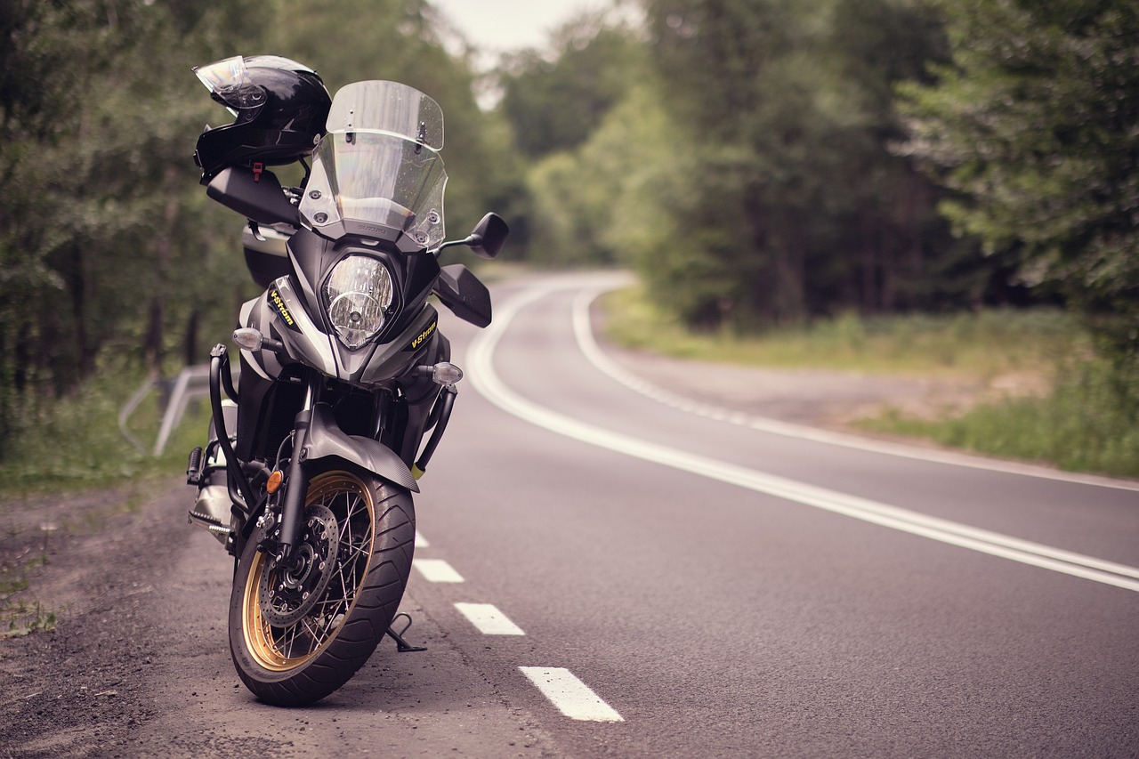 Autoreisen mit Motorradanhänger – Warum ein starker Motor wichtig ist