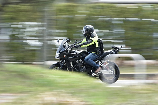 Die Vorteile des Tragens einer Motorradhelm-Kamera